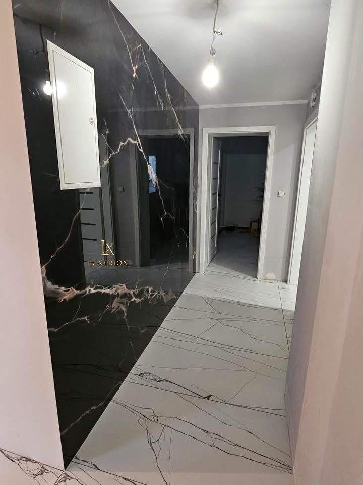 Koolstofpaneel MARQUINA GOLD Gloss