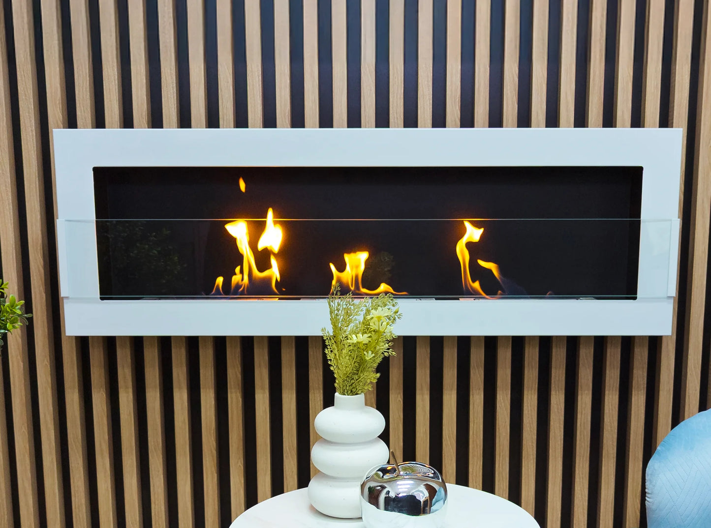 De Bio haard wit glans  1200x400 cm met glas