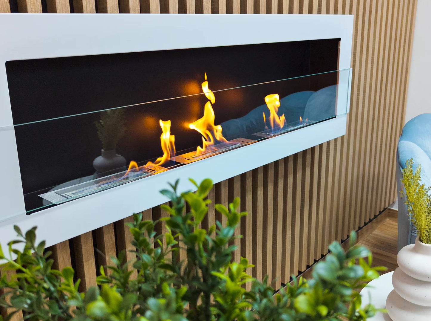 De Bio haard wit glans  1200x400 cm met glas